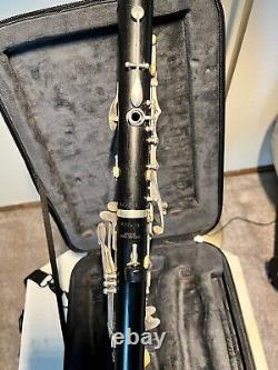 Amati Professional Bb Boehm system Clarinet with Silver-Plated Keys
