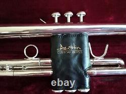 Austin Custom Brass Bb Trumpet Entry-Level Professional with Case Mouthpiece
