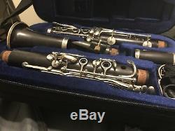 BUFFET Crampon R13 Bb Pro Clarinet w. Silver plated keys Case Included, Used