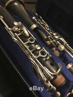 BUFFET Crampon R13 Bb Pro Clarinet w. Silver plated keys Case Included, Used