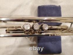 Bach Stradivarius Professional Bb Trumpet 43 w BACH Case Excellent Condition