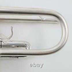 Getzen Model 3001 Artist Professional Bb Trumpet SN 648126 BRAND NEW
