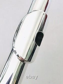 Haynes Q-Series Q2 Sterling Silver Flute with Split E Mechanism-14k Riser-C# Trill
