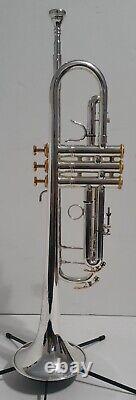 Jupiter XO Model 1602 Professional Bb Trumpet, Original Case & 1.5C Mouthpiece