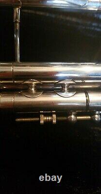 King Silver Flair Professional Trumpet with Case