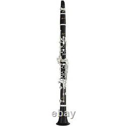 P. Mauriat PCL821 Professional Bb Clarinet Silver Plated Keys