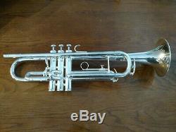 Very Nice Vintage Eastlake King Silver Flair 1055 Professional Trumpet with Case