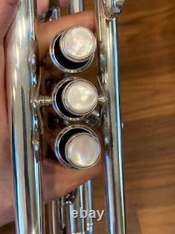 YAMAHA YTR6335HS Professional Trumpet Silver Japan w Yamaha Case Mouthpiece PLUS