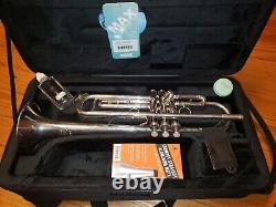 Yamaha Xeno 8335RGS Silver Bb Trumpet-Reversed Leadpipe, New ProTec Case