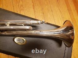 Yamaha Xeno YTR-8335RGS Silver Trumpet-Reversed Leadpipe, Gold Brass Bell