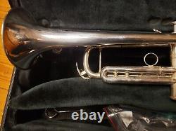 Yamaha Xeno YTR8335RGS Silver Trumpet With Reversed Leadpipe-Chem Cleaned, Nice
