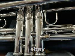 Bach Stradivarius Modèle 43 Silver Bb Trompette Avec Extras. Juste Desservi