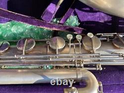 Buescher Basse Saxophone 1924-1925