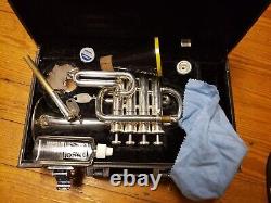 Exceptionnel Yamaha Ytr-6810s Bb/a Argent Four-valve Piccolo Trumpet-gorgeous
