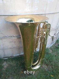 King 1151 Ultimate Professional Series Bb Marching Tuba Withcase & Mouthpiece