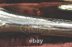 Trumpet Olds Ambassadeur 1966-67 Fullerton Ca. Avec Des Morceaux De Bouche, Mute, & Worn Case