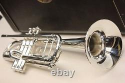 Yamaha Xeno Pro Ytr8335g Gold Bell Horn Trumpet Ytr 8335 Professional Beautiful